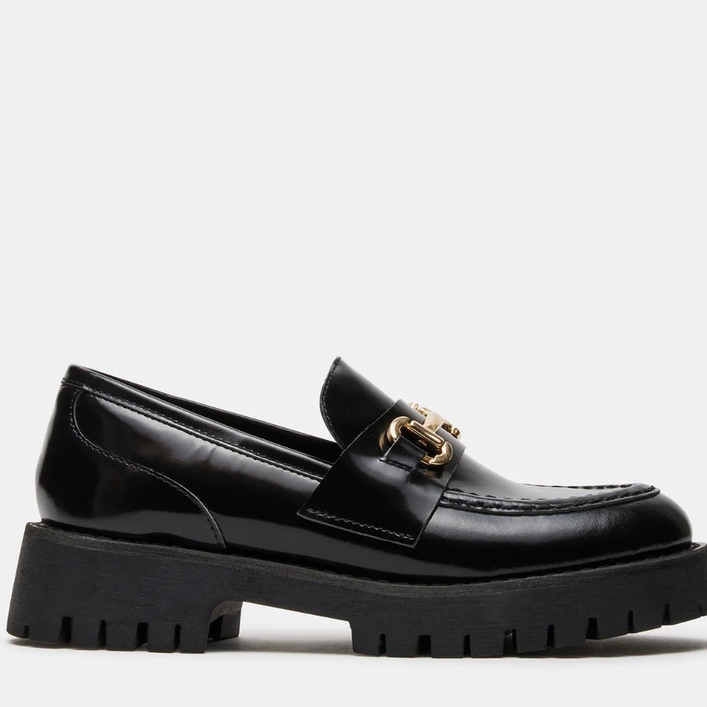 Steve Madden Black Loafer NWT